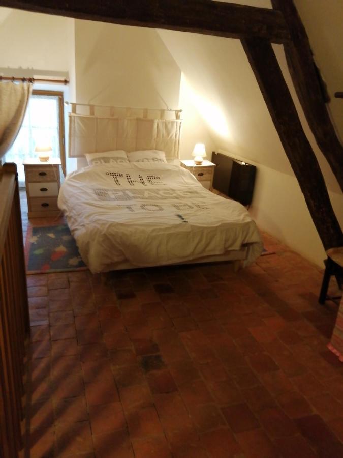 La Maison De Xenos Nohant-en-Graçay Buitenkant foto